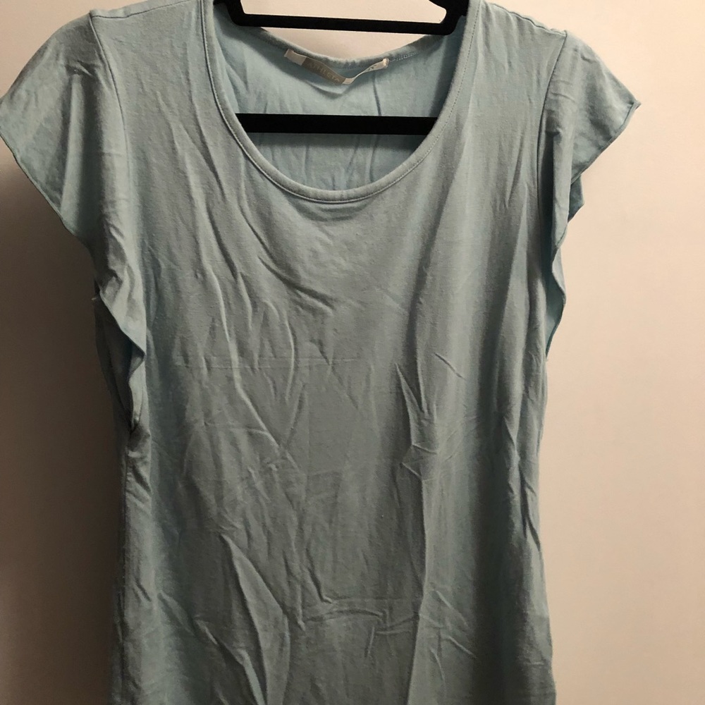 Athleta t-shirt
